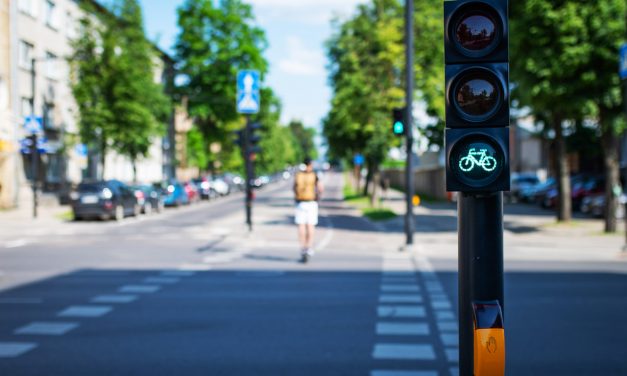 Jak uzyskać odszkodowanie za wypadek komunikacyjny w Łodzi – Praktyczny przewodnik